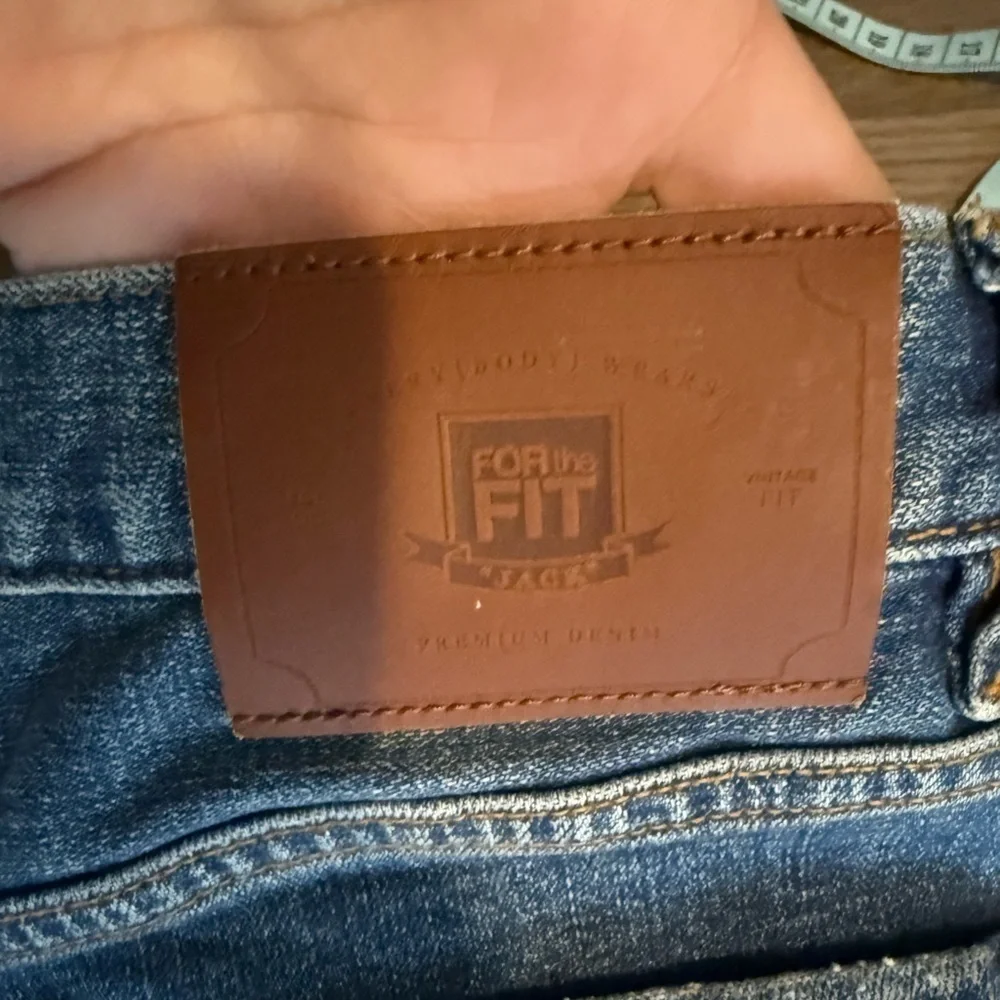 For the Fit jeans short rise, straight leg, Vintage fit • Men’s 32